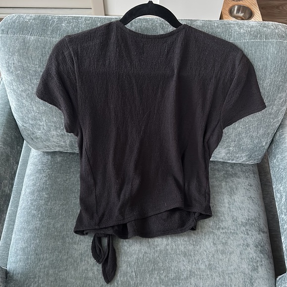 Madewell wrap top, Size medium, Color black - Picture 2 of 3